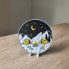 Disque Décoratif Artistique avec Support - Camping Montagne
