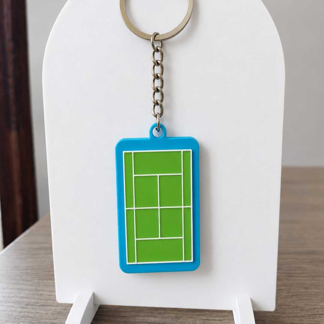 Porte-Clés Mini Terrain de Tennis – L'Accessoire Idéal pour Passionnés