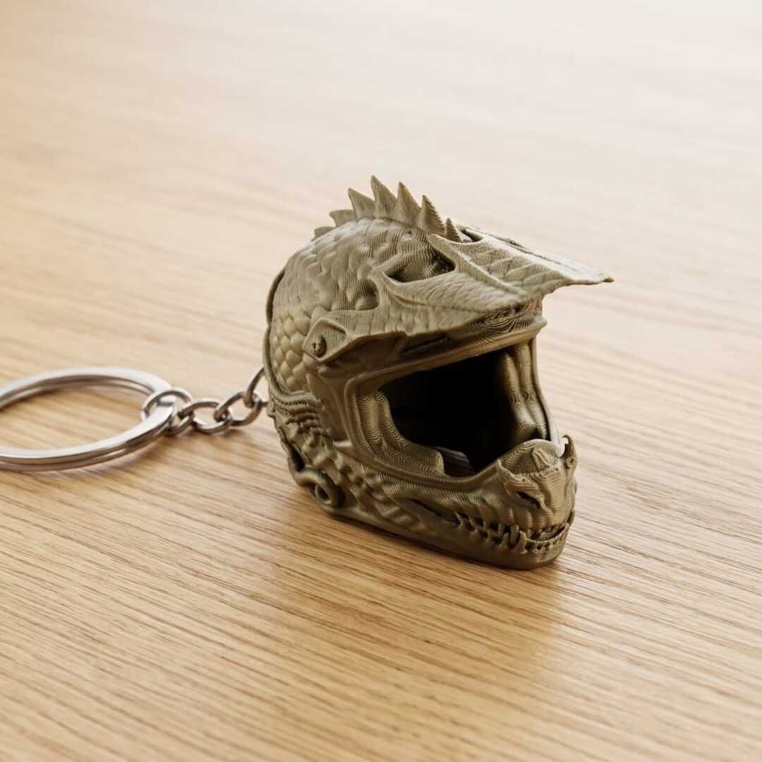 Porte-clés Casque Moto Cross "Dragon Edition" – Design Agressif & Fantastique (Finition Bronze Antique)