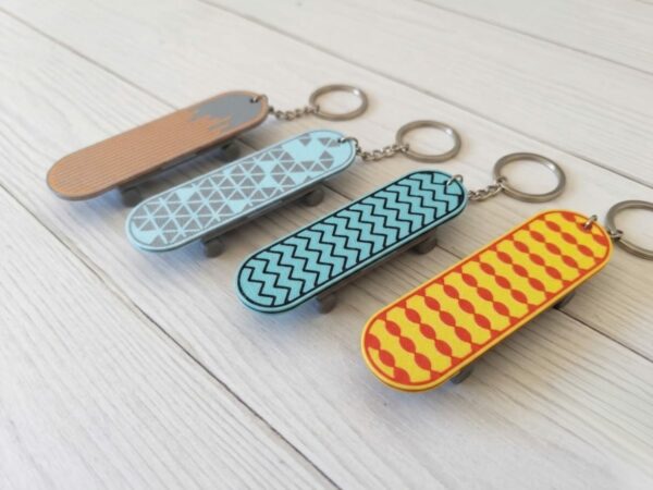 Porte-clés Mini Skate "Fingerboard Street Style" – Image 3